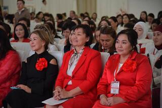 В Атырау прошел республиканский молодежный женский бизнес-форум
