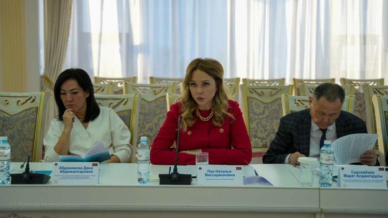 Институт законодательства и правовой информации провел круглый стол на тему «Реализация приоритетных задач по совершенствованию нормотворчества и правового информирования населения в контексте Послания Президента Республики Казахстан»