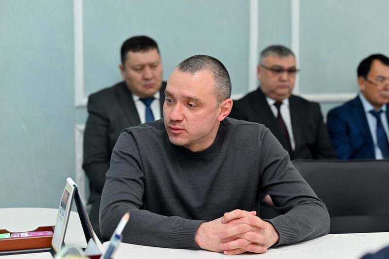 Аким области провел прием граждан по личным вопросам