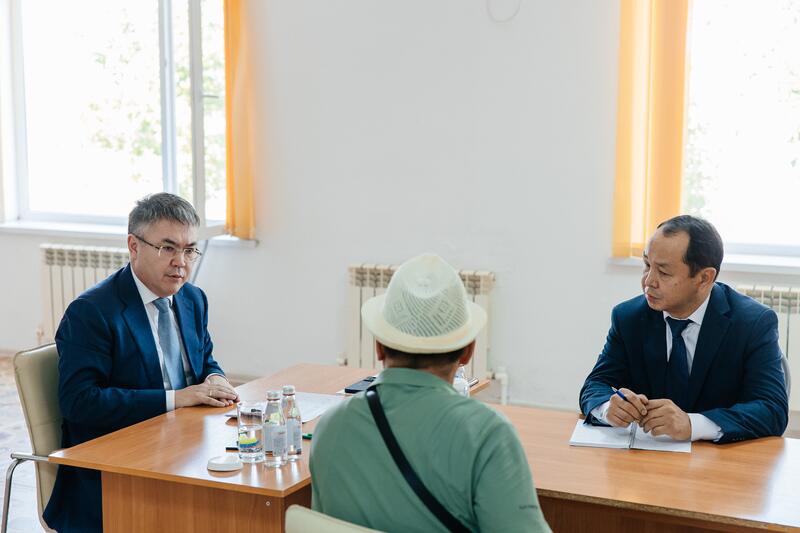 Глава региона встретился с жителями Махамбетского района
