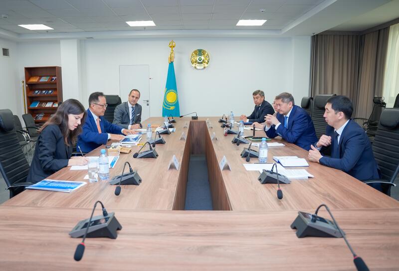Министр науки и высшего образования РК встретился с представителями компании Elsevier
