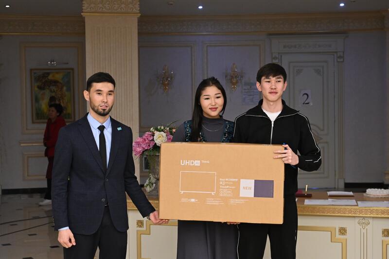 Наурызнама – 2026: в Талдыкоргане в рамках «Шаңырақ күні» четыре пары торжественно вступили в брак