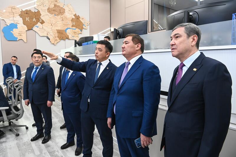 Глава региона ознакомился с работой Центра оперативного управления