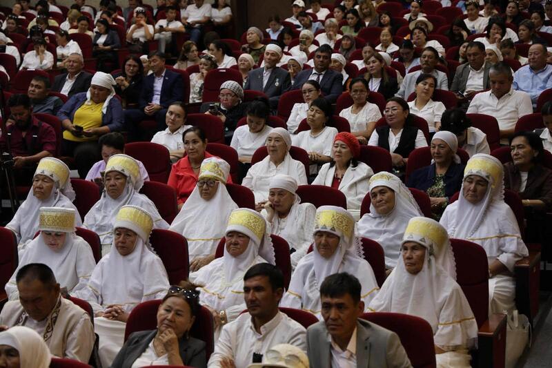 В ТУРКЕСТАНЕ ПРОШЛО КУЛЬТУРНОЕ МЕРОПРИЯТИЕ, ПОСВЯЩЕННОЕ 95-ЛЕТИЮ ОЗБЕКАЛИ ЖАНИБЕКОВА
