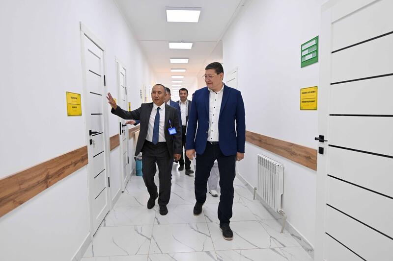 Аким области ознакомился с работой врачебной амбулатории села Саржал