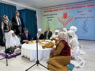 В Астане пенсионеры провели вечер, посвященный творчеству Шамши Калдаякова