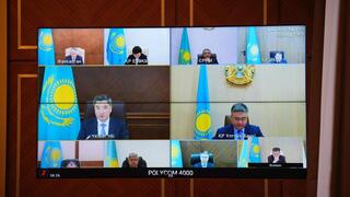 На заседании Правительства рассмотрены итоги социально-экономического развития за 11 месяцев года