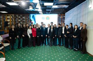 Члены ЦИК РК обсудили с молодежью из Клуба молодых избирателей при ТИК Астаны инициативы и проекты