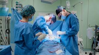 Редкую высокотехнологичную операцию на сердце ребёнка провели в Караганде по ОСМС