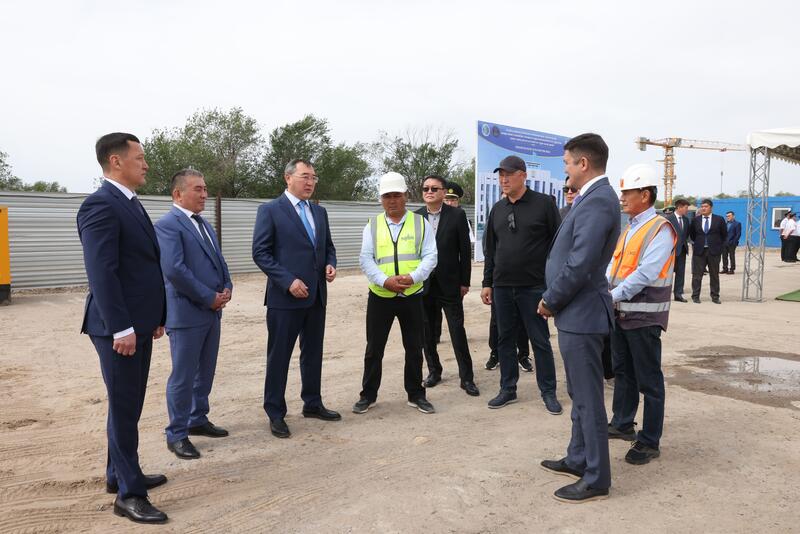 Марат Султангазиев принял участие в закладке капсулы времени в областном центре
