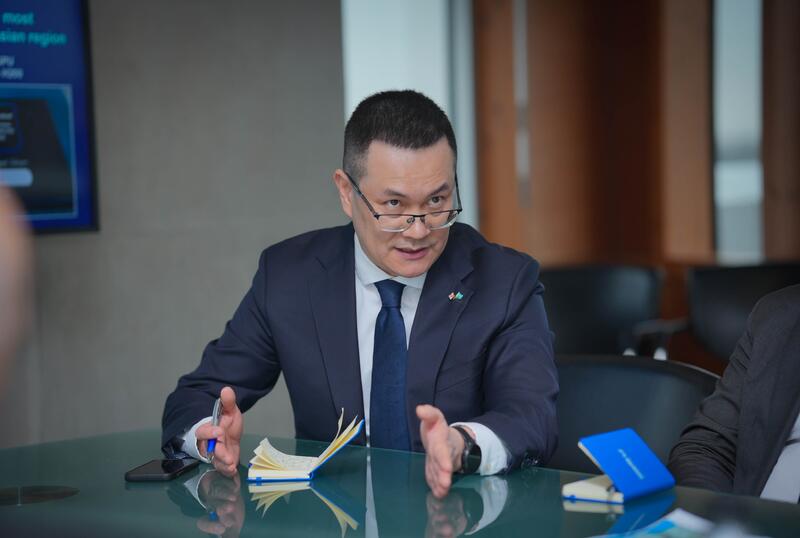 Министр науки и высшего образования РК Саясат Нурбек посетил Coventry University