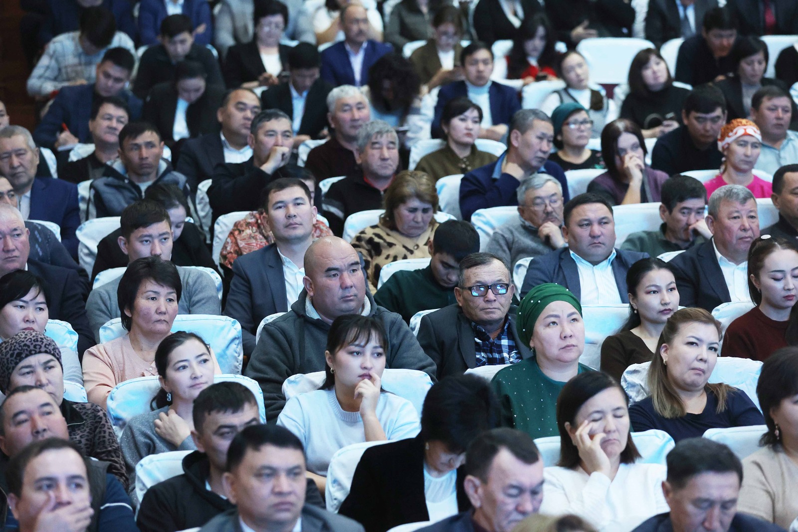 Ербол Карашукеев встретился с жителями Байзакского района