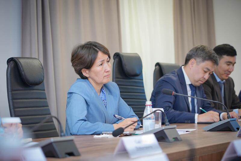 Вице-министр науки и высшего образования Республики Казахстан встретился с президентом Университета Цинхуа Китайской Народной Республики
