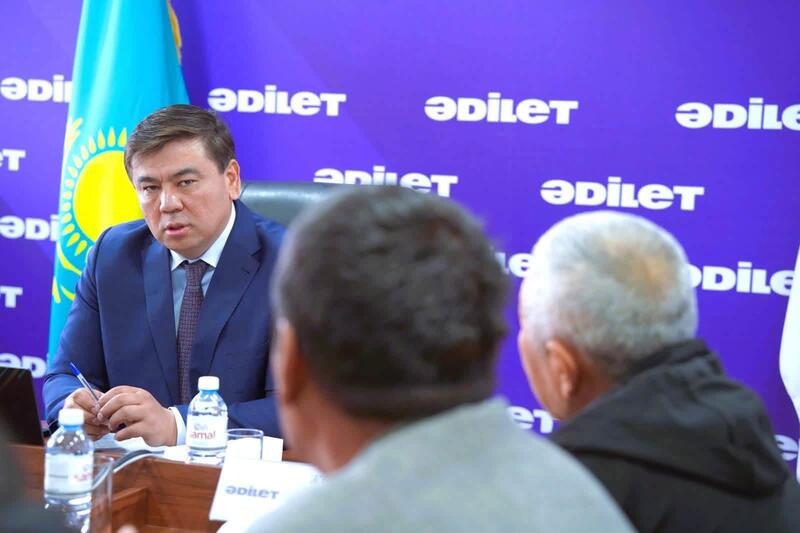 ПЕРВЫЙ ЗАМЕСТИТЕЛЬ АКИМА ОБЛАСТИ ВЫСЛУШАЛ ОБРАЩЕНИЯ ЖИТЕЛЕЙ
