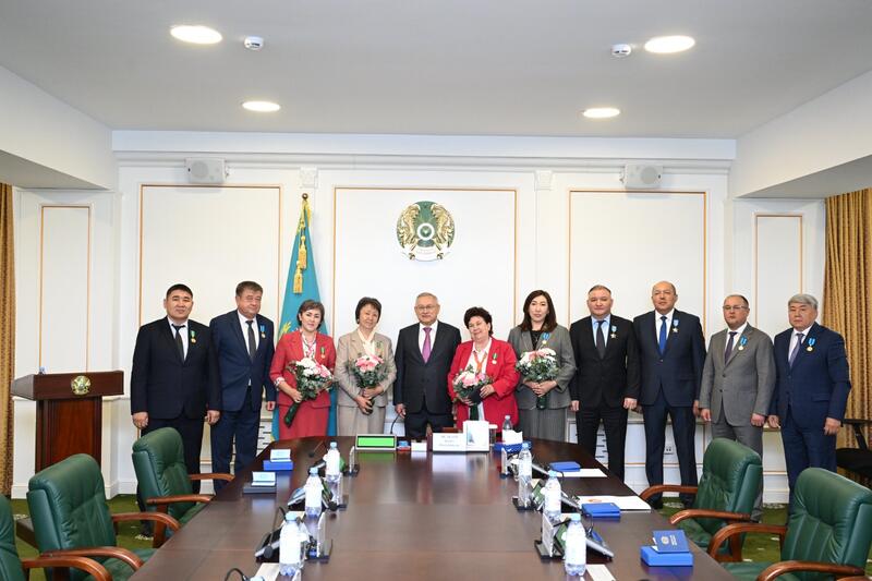 Заместитель акима города Талдыкорган Женис Андабеков награждён медалью «Ерен еңбегі үшін»