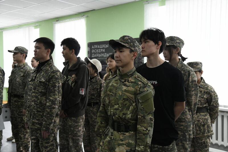 К 80-летию Победы: состязания по стрельбе среди учащихся проходят в Астане