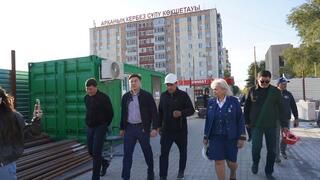 Аким Кокшетау проверил ход работ на ряде объектов