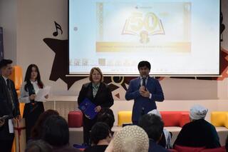 В Алматы отметили юбилеи библиотеки имени Жамбыла и 180-летие поэта