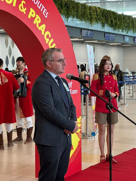 VietJet Air открыла новый авиамаршрут Ханой – Алматы – Прага