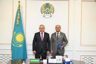 Заместитель акима города Талдыкорган Женис Андабеков награждён медалью «Ерен еңбегі үшін»