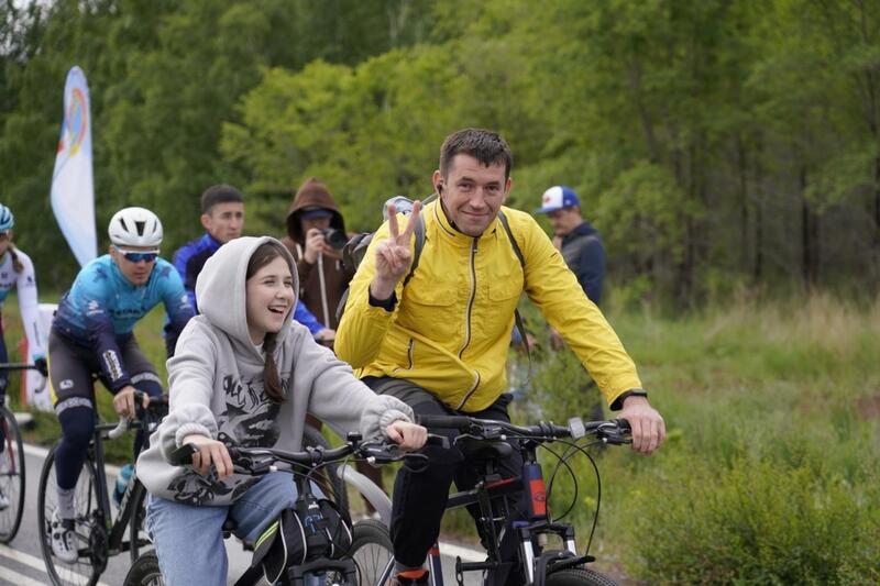 «Астана - город без наркотиков»: в столице прошел массовый велопробег