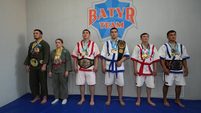 Глава МЧС посетил спортивный комплекс «Batyr» в Караганде