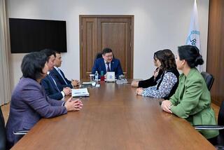 Аким области встретился с деловыми женщинами