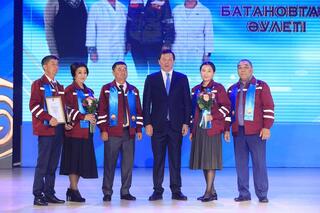 В Актобе более двух тысяч специалистов системы социальной защиты были удостоены признания и уважения