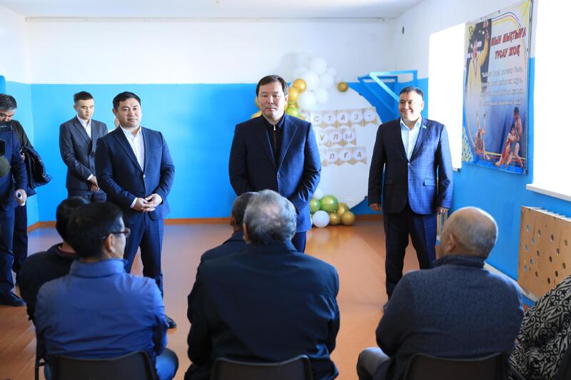 Аким области поручил рассмотреть вопрос строительства школы в Токмансае