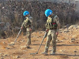 Казахстанские миротворцы обезвредили более тысячи взрывоопасных предметов на Голанских высотах