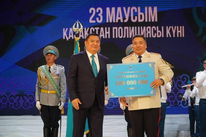 Во Дворце культуры «Кокшетау» чествовали полицейских