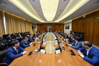 В области Абай прошла внеочередная сессия маслихата