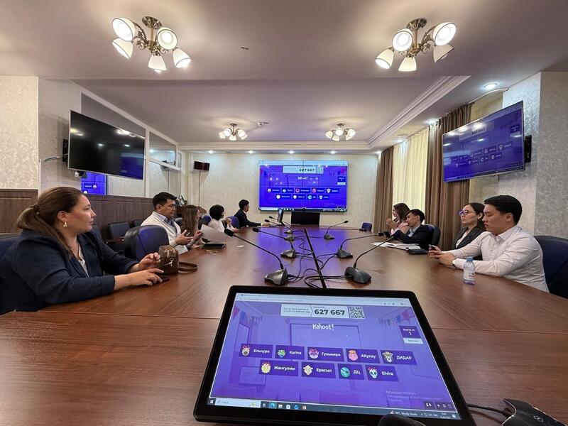 В Министерстве проведен семинар «Особенности подготовки документов на государственном языке»