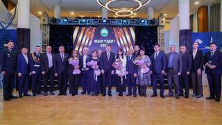 В Восточном Казахстане наградили профессионалов года