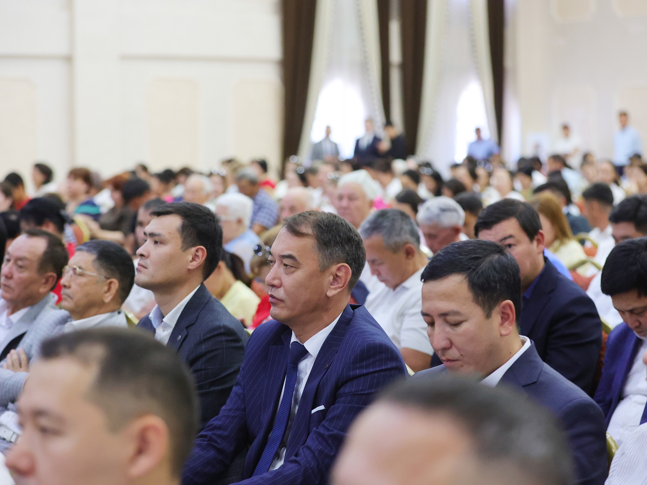 Новая Конституция определяет стратегические ориентиры развития страны — Ербол Карашукеев