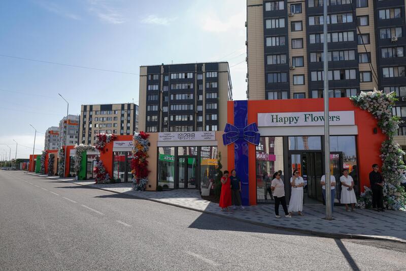 КО ДНЮ ГОРОДА В ШЫМКЕНТЕ ОТКРЫЛАСЬ СОВРЕМЕННАЯ АЛЛЕЯ ЦВЕТОВ