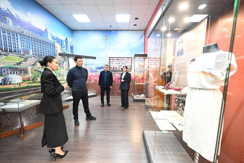 Аким Алматы Дархан Сатыбалды ознакомился с деятельностью Дворца школьников и Музея Алматы
