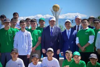 Аким ВКО: Традиция посадки деревьев в районах в дни выездных заседаний акимата будет продолжена