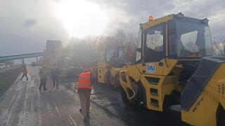 На участке автодороги Караганда – Жезказган начались ремонтные работы