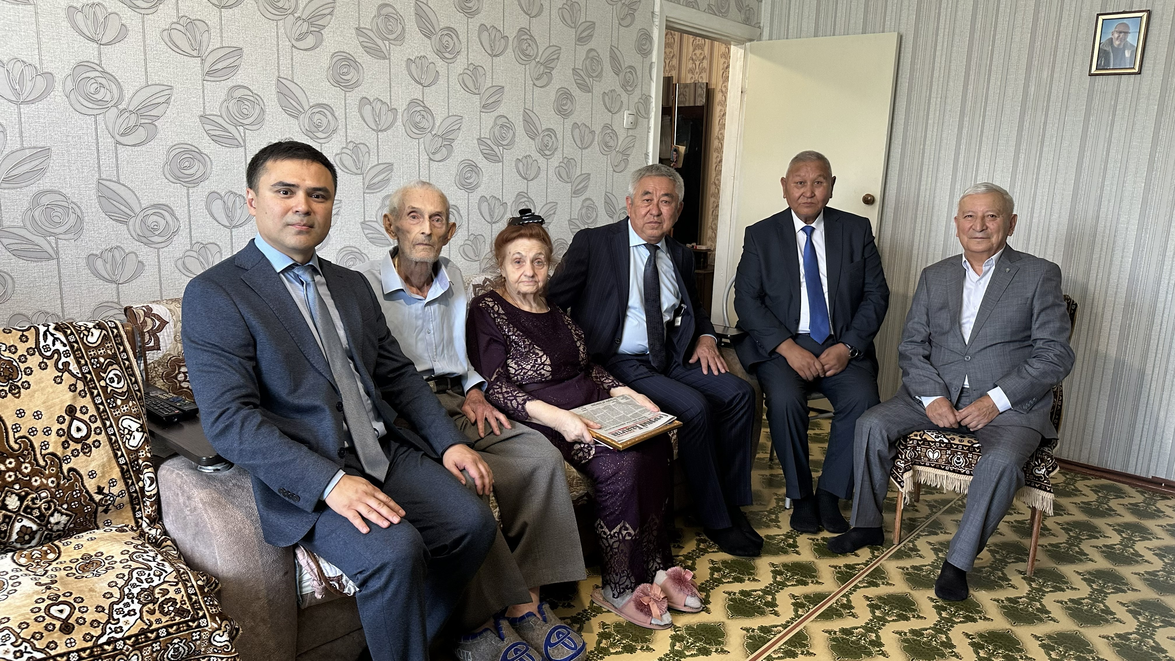 Первоцелинник Аслан Нехай отметил 90-летний юбилей