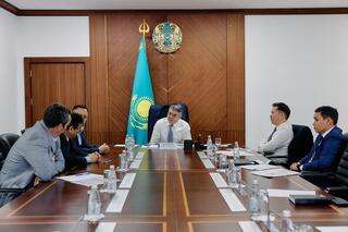 В Атырау обсудили научные подходы к сдерживанию пыльных бурь