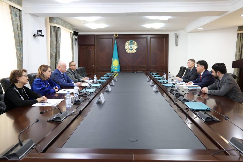 Состоялась рабочая встреча Председателя Высшего Судебного Совета Дмитрия Малахова с Алиханом Байменовым - Председателем Управляющего комитета Астанинского хаба государственной службы