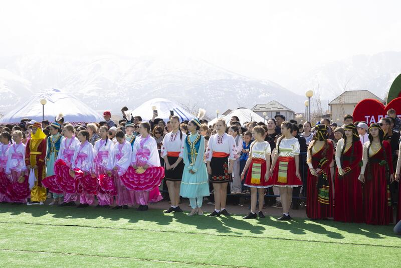 Аким области принял участие в праздновании Наурыза в Талгаре
