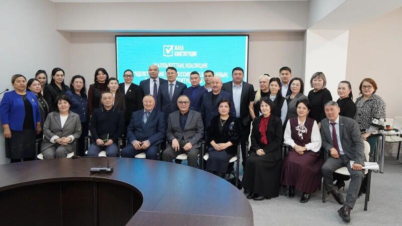 В ОБЛАСТИ АБАЙ СОСТОЯЛСЯ ДИАЛОГ ШАЛКАРА БАЙБЕКОВА С ДИРЕКТОРАМИ КОЛЛЕДЖЕЙ ПО ПРОЕКТУ КОНСТИТУЦИИ