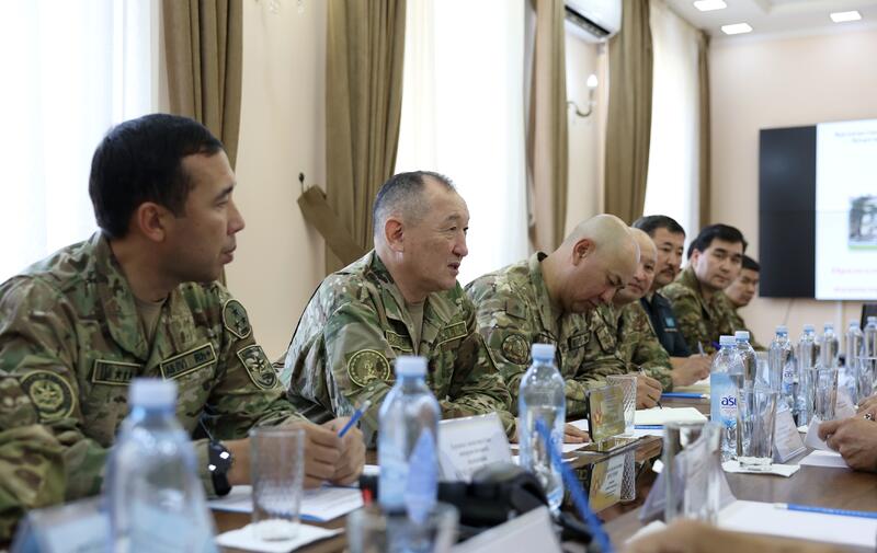 Министр обороны проинспектировал воинские части Абайского гарнизона