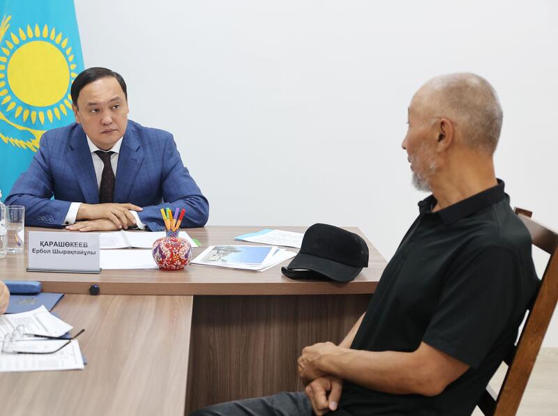 Ербол Карашукеев провел прием граждан