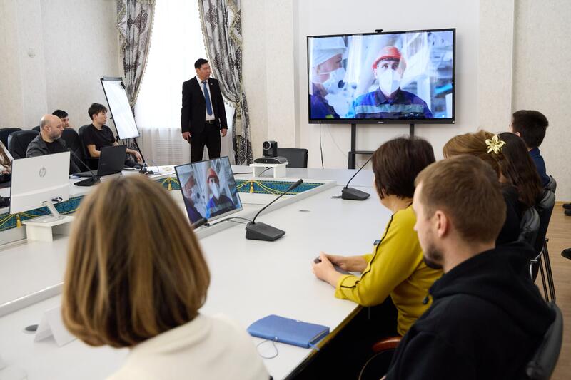 Профессор литовского университета консультирует костанайских предпринимателей на базе КРУ