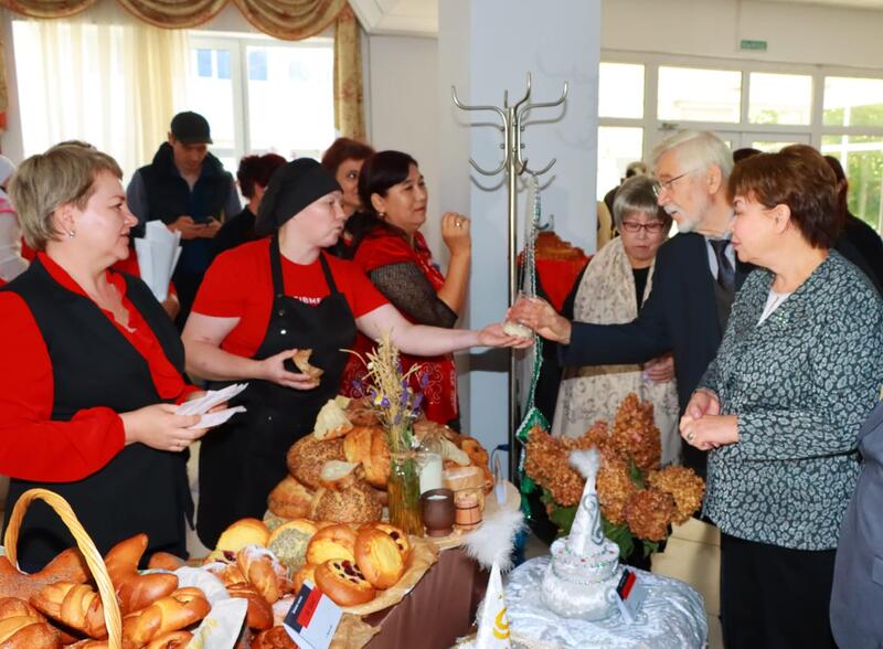 Визит заместителя председателя Национальной комиссии по делам женщин и семейно-демографической политике при Президенте Республики Казахстан Е.И.Тарасенко в район Байтерек Западно-Казахстанской области