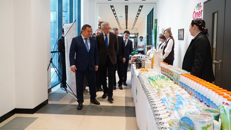 Серик Жумангарин обсудил с фермерами Акмолинской области развитие животноводства и переработки сельхозпродукции