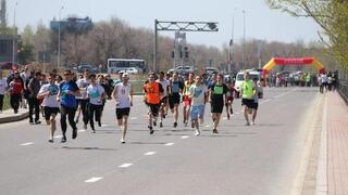 Любителей бега приглашают принять участие в эстафете по лёгкой атлетике в Караганде